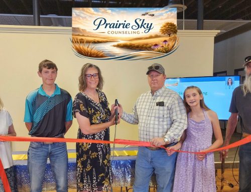 Prairie Sky Counseling Celebrates Ribbon Cutting and Opens for Business